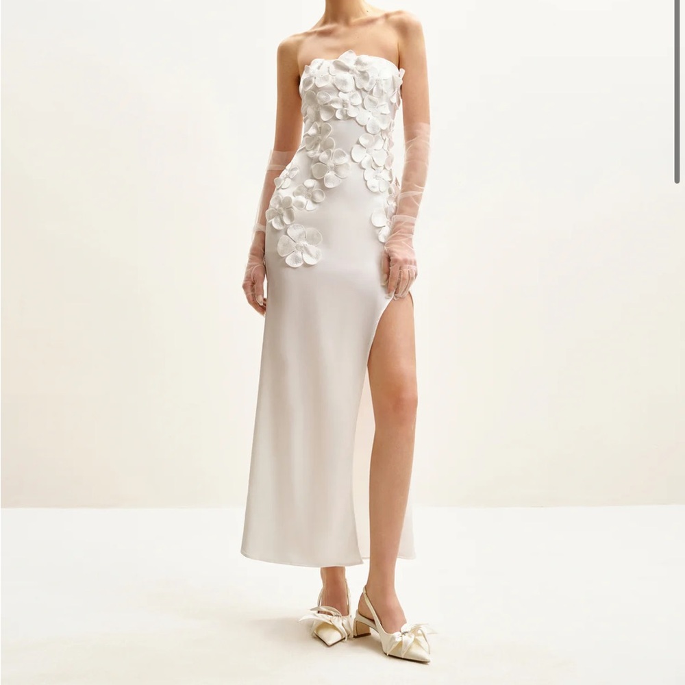 White JW Pei floral appliqué strapless midi dress